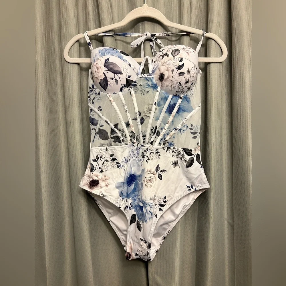 Fashion Nova Summer Romance 1pc corset Bathing Suit L NWOT